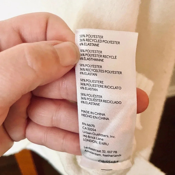 Urban Outfitters women’s long sleeve cropped turtleneck sweater SZ XS white - Picture 8 of 8